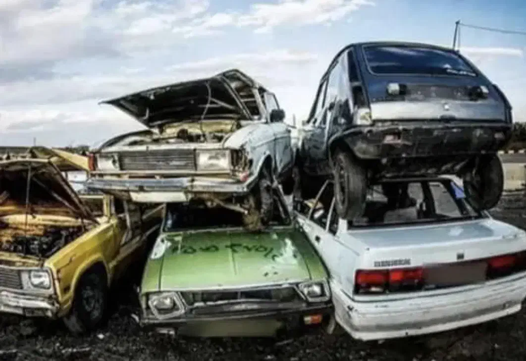 ماشین اوراقی واسقاطی میبریم|خودرو سواری و وانت|آبادان, |دیوار