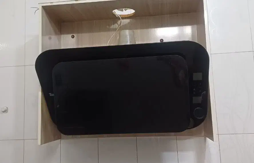 هود|هود|قم, ولیعصر|دیوار