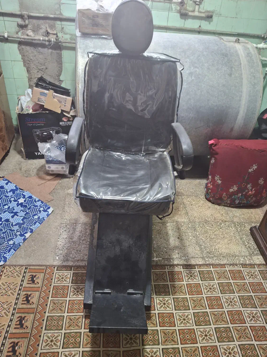 صندلی اریشگری مردانه|آرایشگاه و سالن‌های زیبایی|نجف‌آباد, سعدی|دیوار