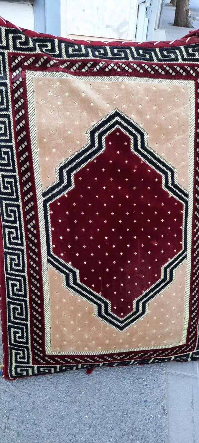 پشتی|پشتی|گلپایگان, |دیوار
