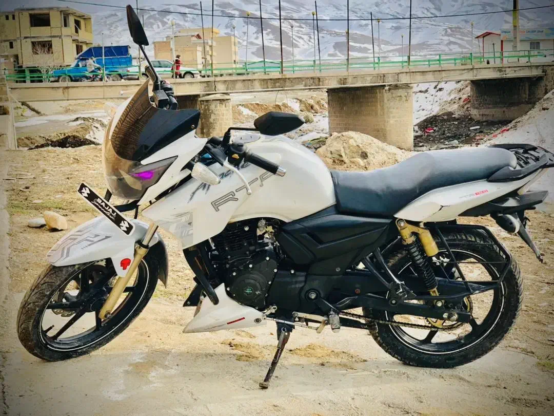 موتورآپاچی۱۸۰نیوفیس|موتورسیکلت|سیلوانه, |دیوار