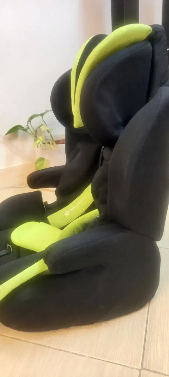 صندلی ماشین کودک|تخت و صندلی بچه|مشهد, اقبال|دیوار