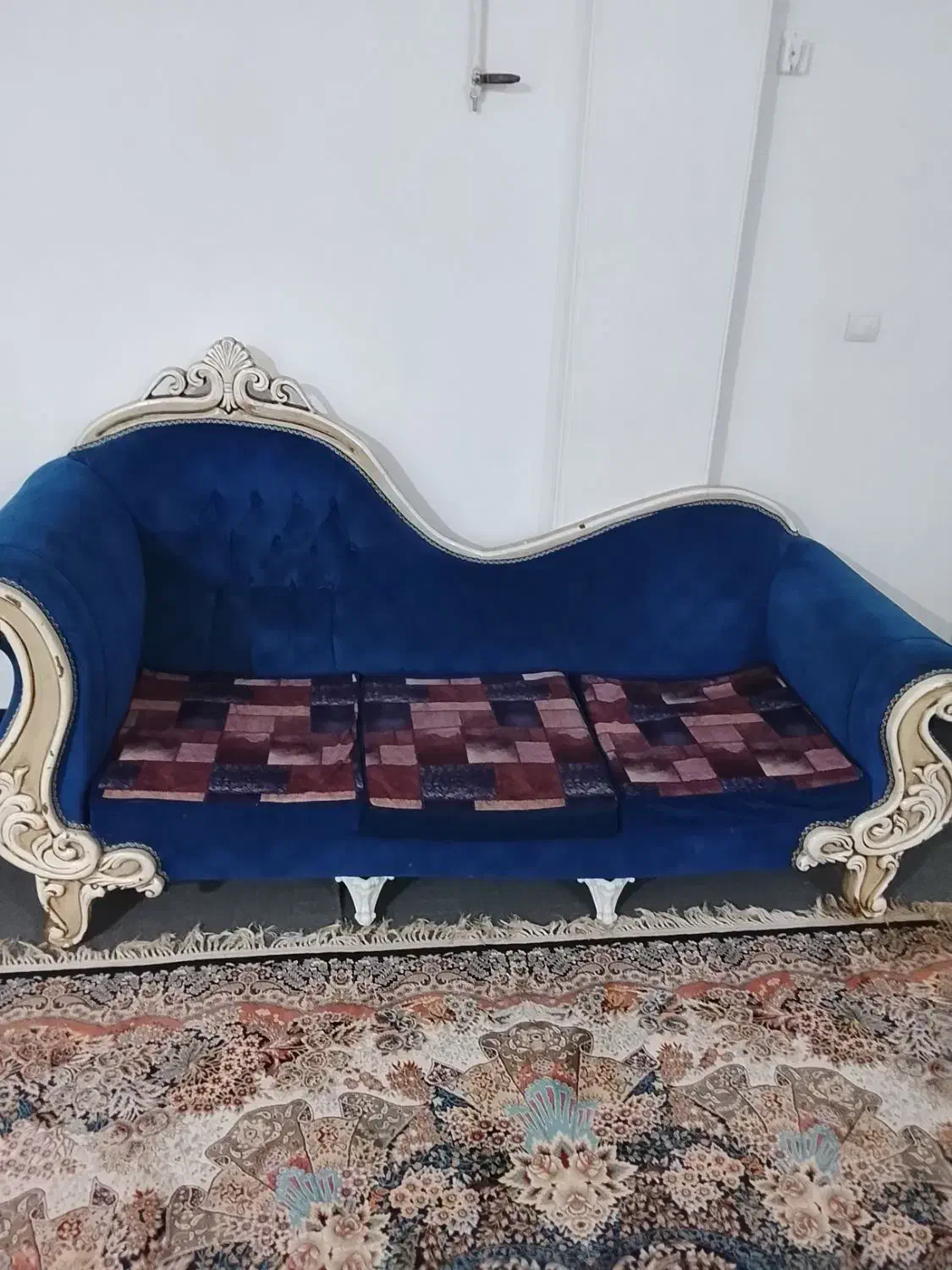 مبل سلطنتی با بهترین چوب محکم محکم|مبلمان خانگی و میز عسلی|اهواز, گلستان|دیوار