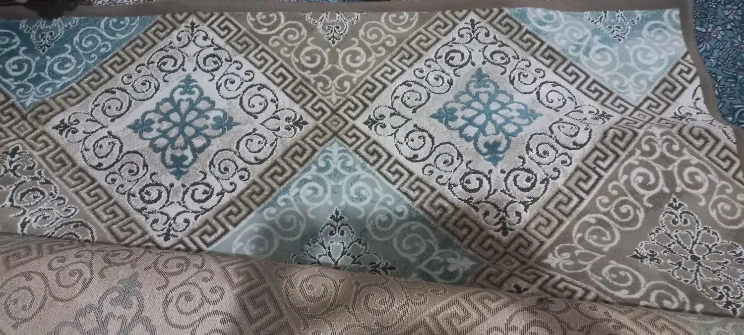 قالیچه  خیلی تمیزه سالم سالمه|فرش|گلبهار, شهر جدید گلبهار|دیوار