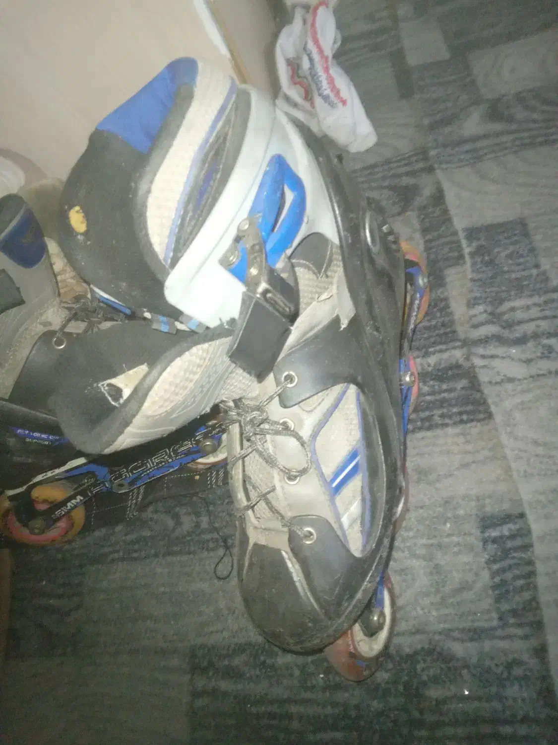 اسکیت سالم تمیز|دوچرخه، اسکیت، اسکوتر|تهران, خاک سفید|دیوار