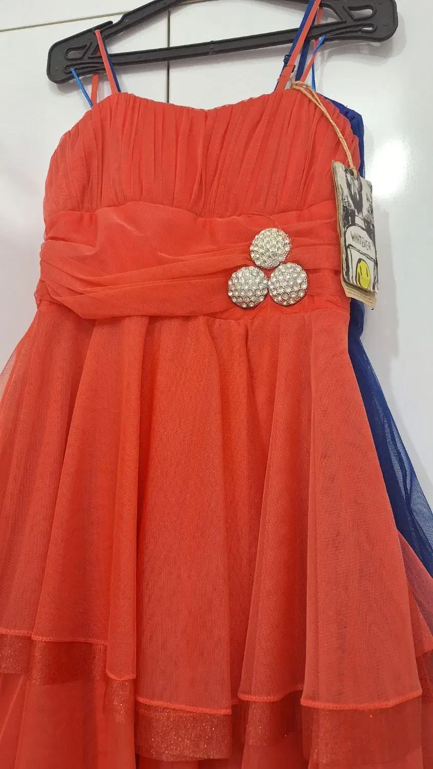 لباس مجلسی زنانه نو با اتیکت|لباس|نجفآباد, شیخ بهایی جنوبی|دیوار