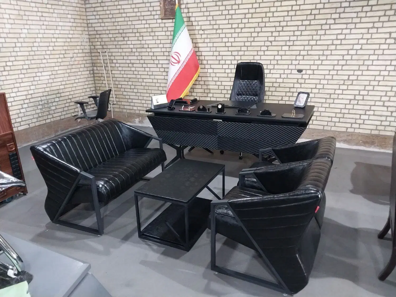 مبلمان اداری مدل ۲۰۶۰|دفتر کار|تهران, صاحب الزمان|دیوار