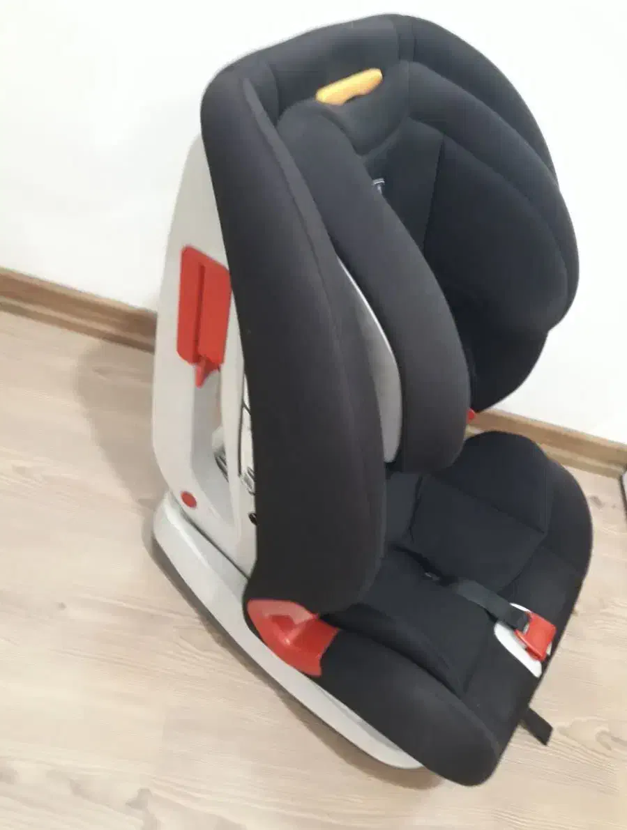 صندلی ماشین مارک ببی لند|تخت و صندلی بچه|تبریز, |دیوار