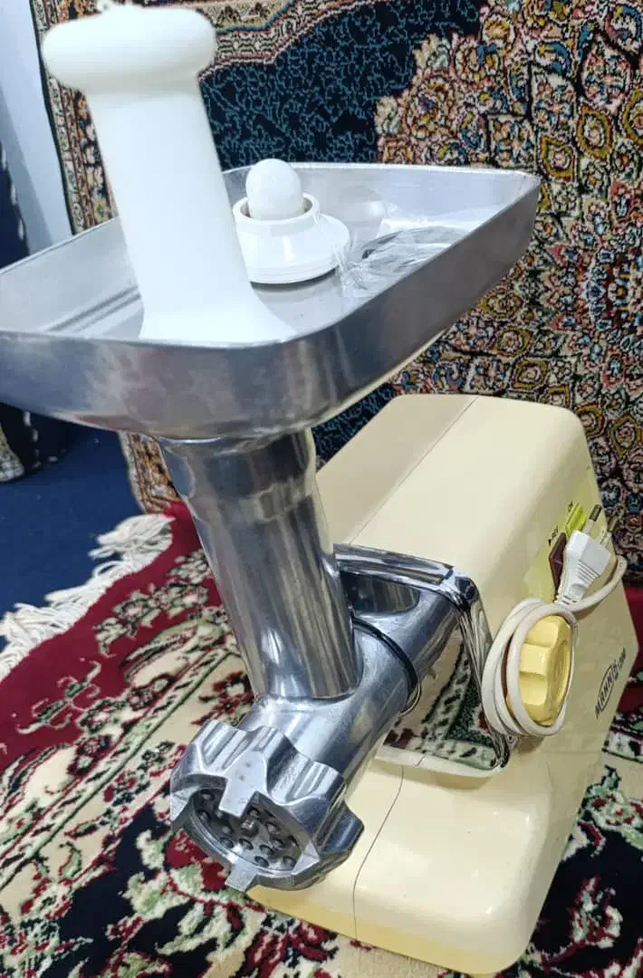 چرخ گوشت|خردکن، آسیاب، غذاساز|قم, نیروگاه|دیوار