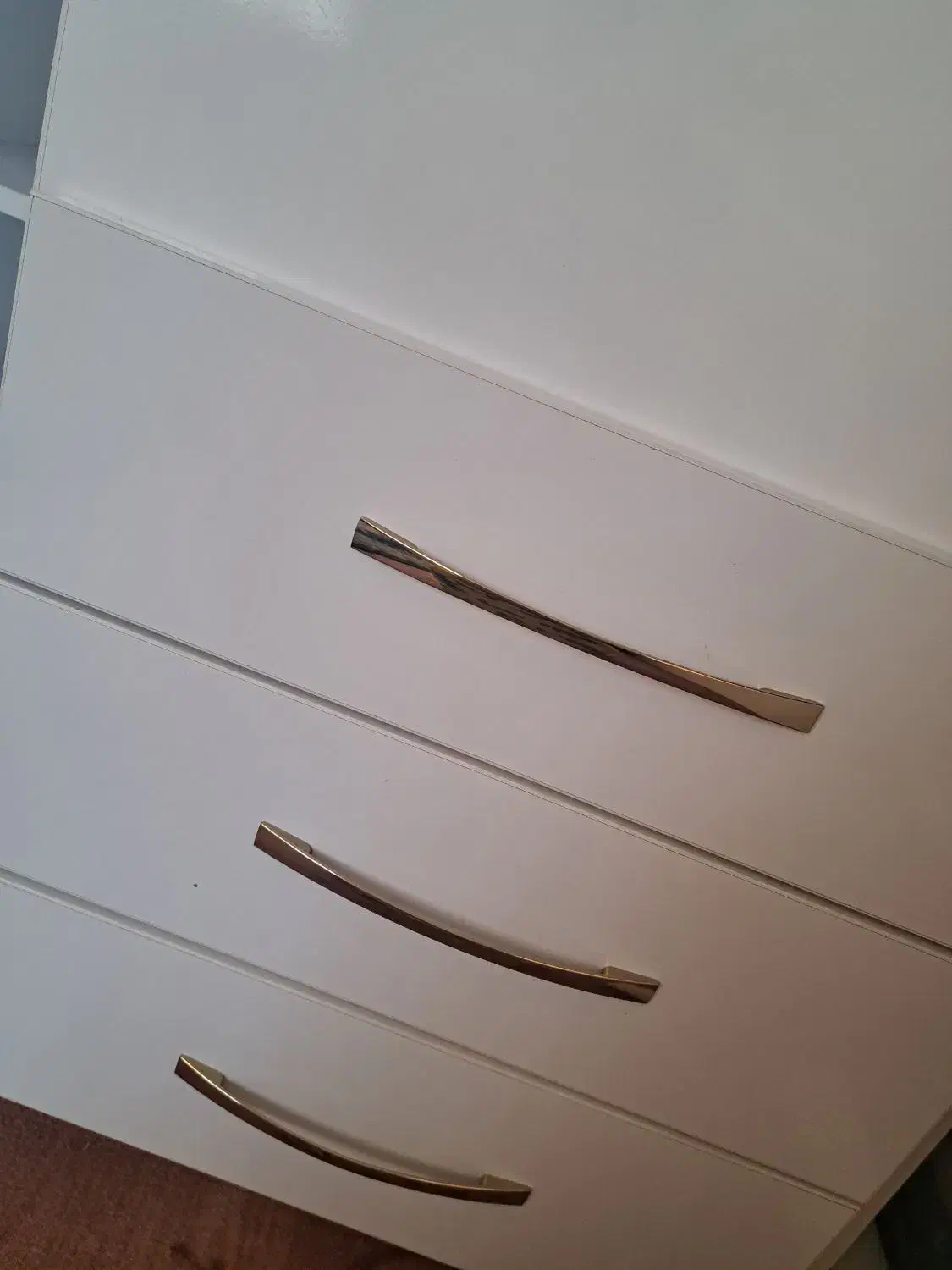 میز و صندلی|میز تحریر و کامپیوتر|اسالم, |دیوار