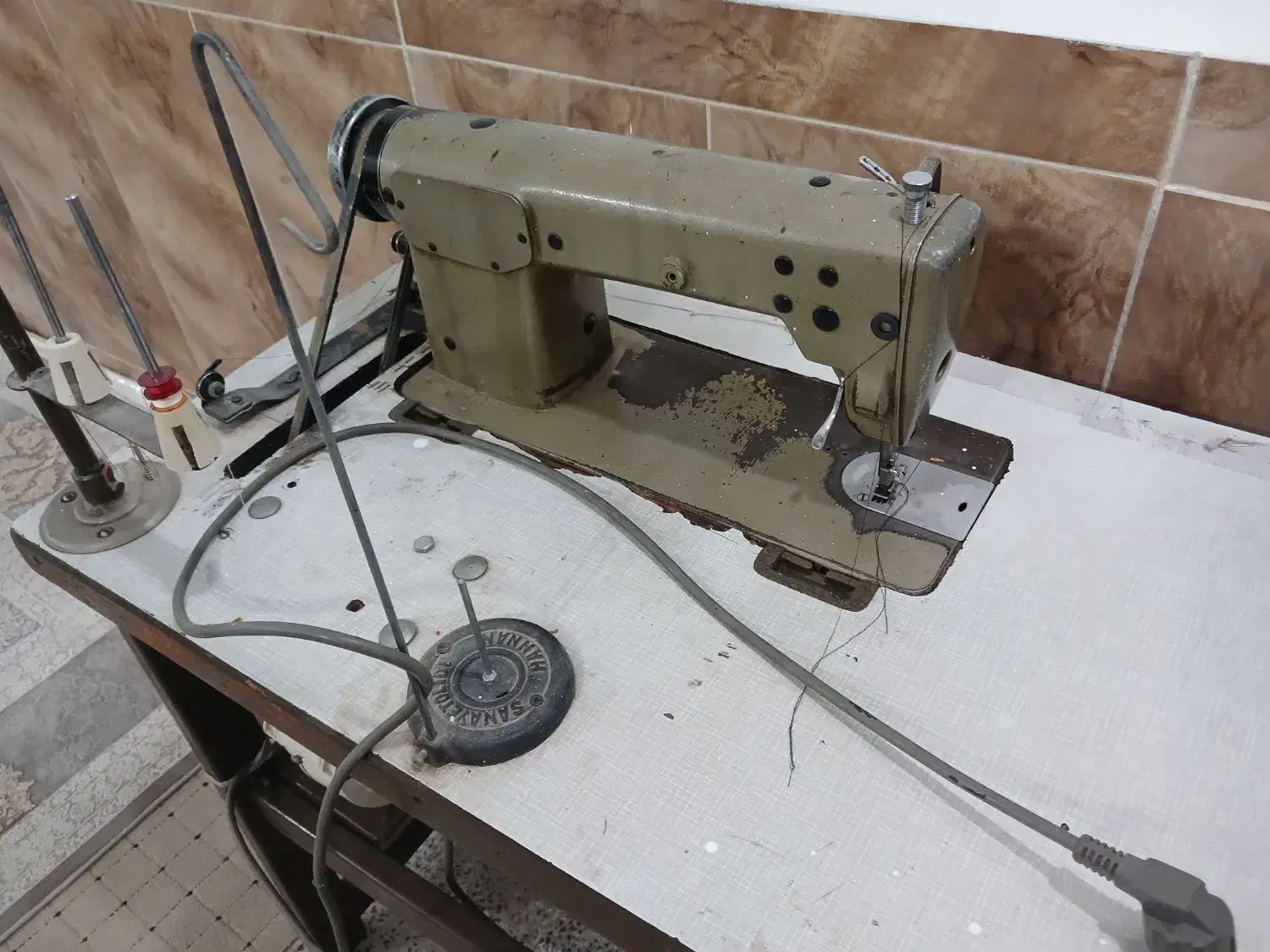 چرخ راسته دوز|چرخ خیاطی و ریسندگی|اندیمشک, |دیوار