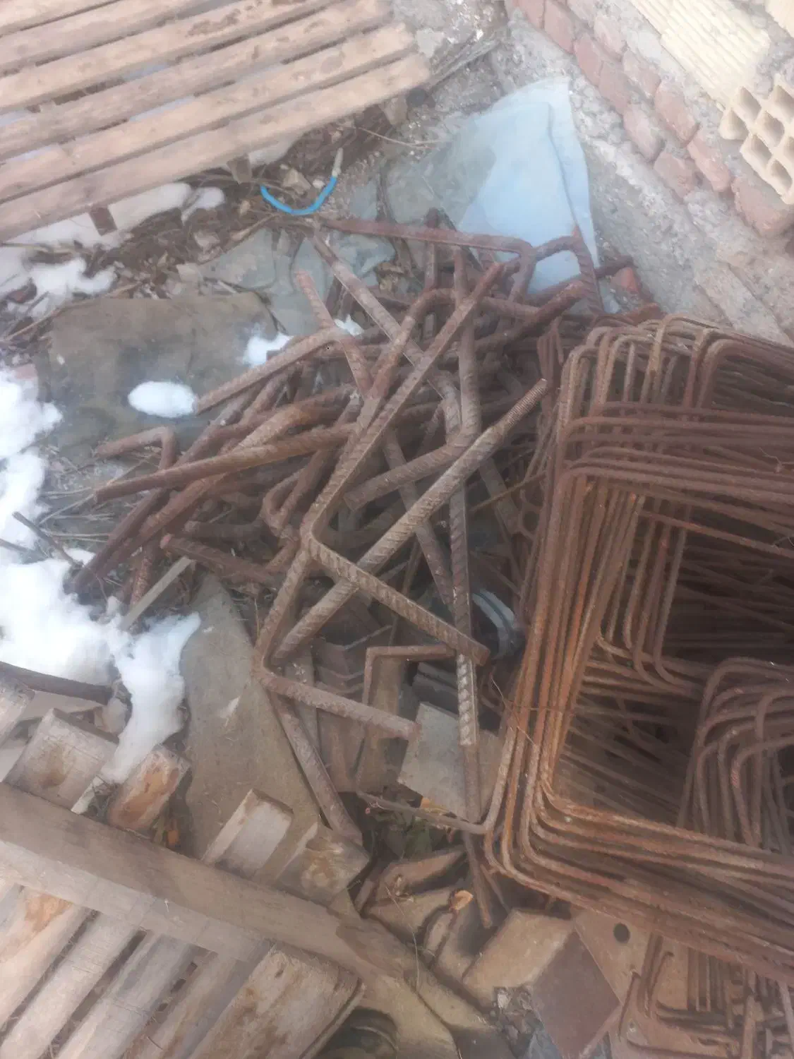 فروش آهن ۱۴ و۱۸|مصالح و تجهیزات ساختمان|اردبیل, |دیوار