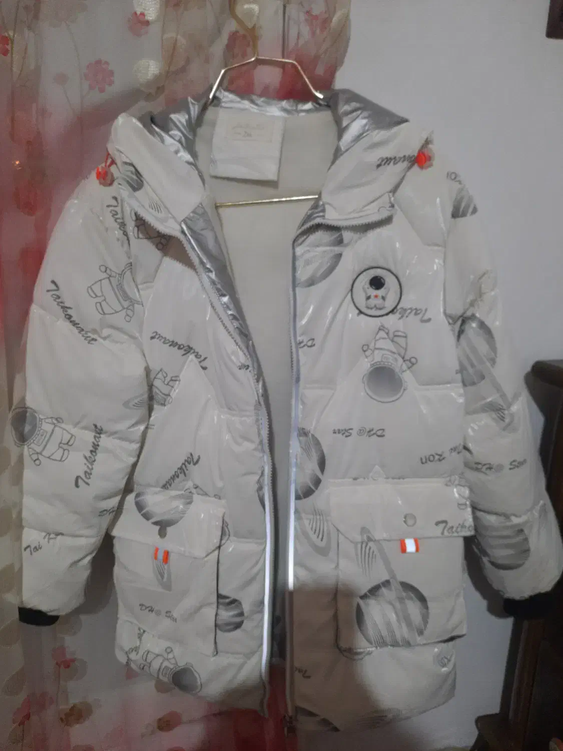 کاپشن در حد نو و کاملا با کیفیت|کفش و لباس بچه|نوشهر, |دیوار