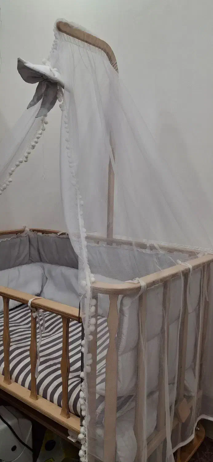 تخت کودک جنس چوب در حد صفر|تخت و صندلی بچه|مشگین شهر, |دیوار