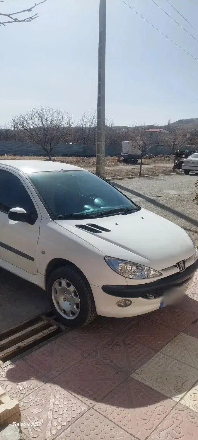 پژو ۲۰۶ مدل ۱۳۹۰|خودرو سواری و وانت|الیگودرز, |دیوار