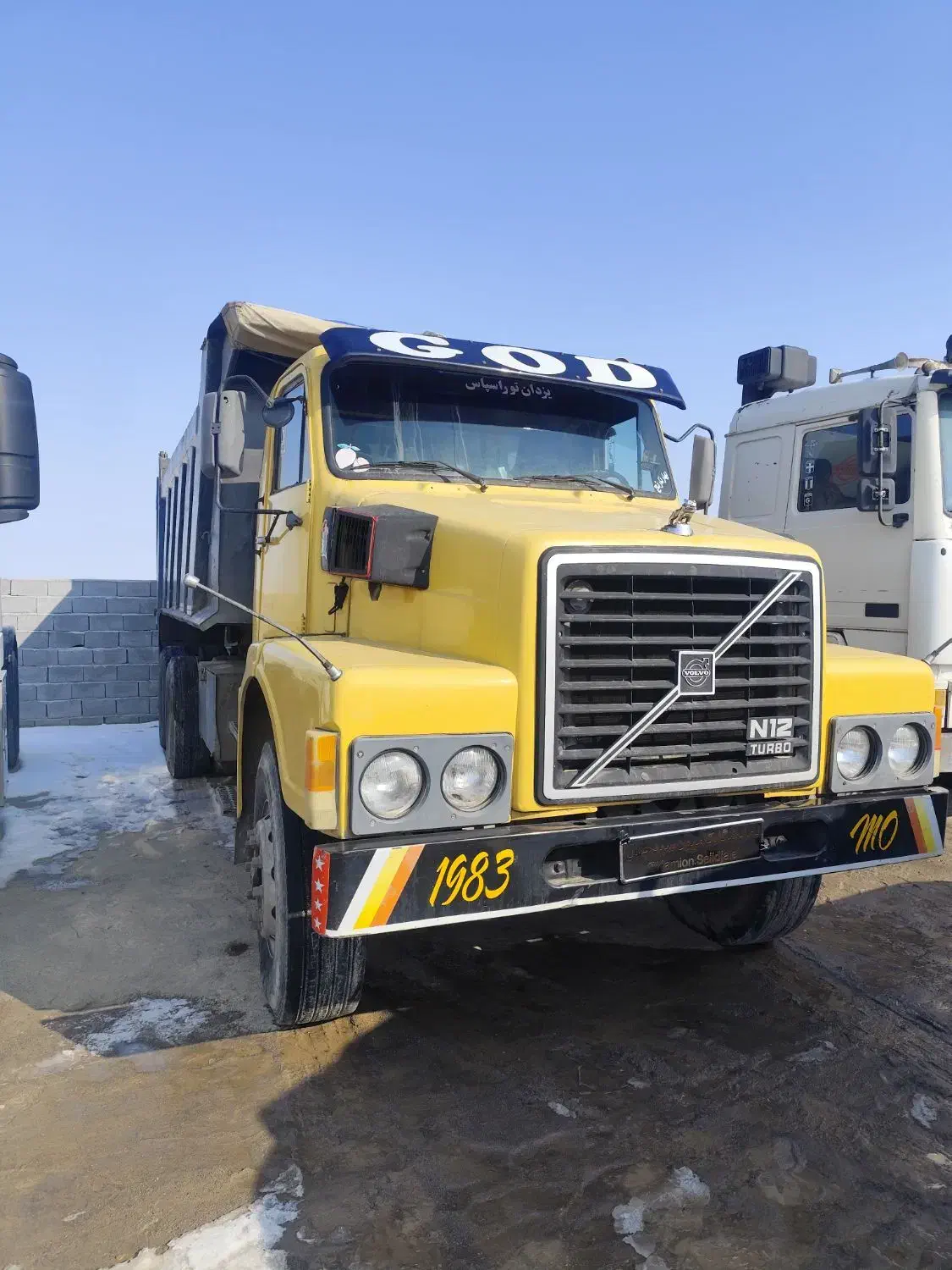 ولوو کمپرسی توپ طلا|خودرو سنگین|ممقان, |دیوار