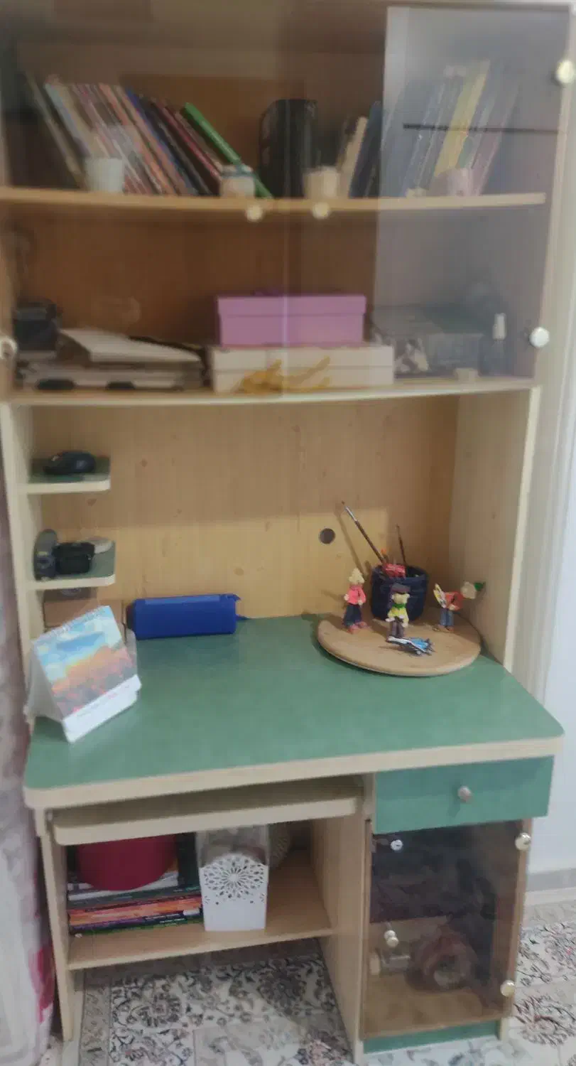 کتابخانه و میز کامپیوتر|میز تحریر و کامپیوتر|قزوین, |دیوار