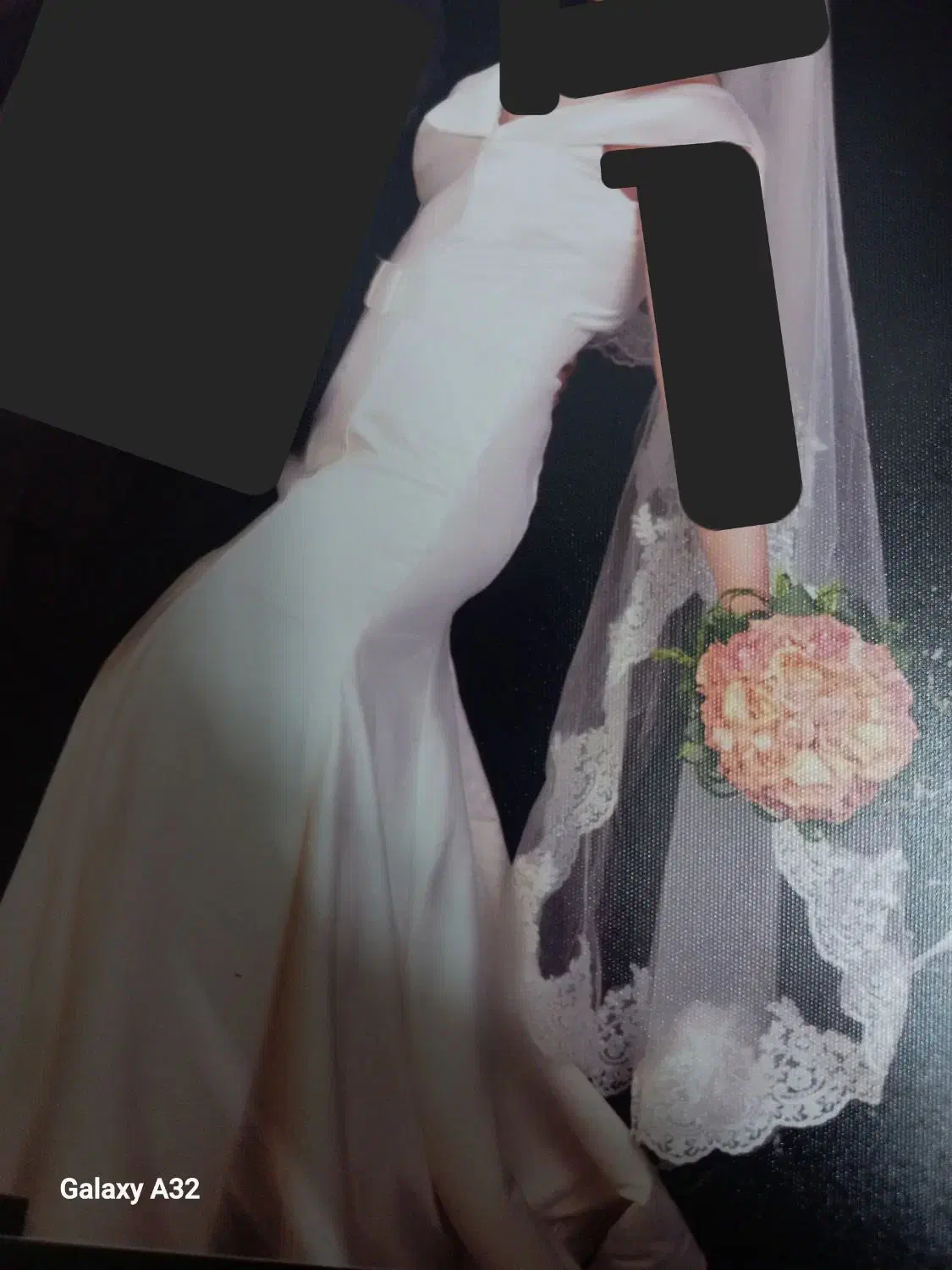 لباس شب|لباس|کاشان, ولیعصر|دیوار