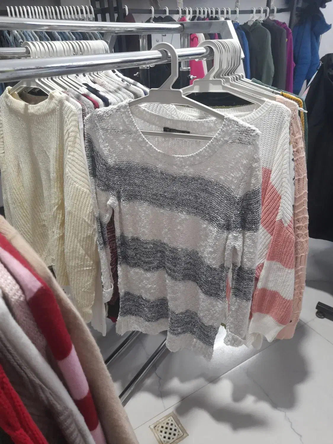 بعلت تغییر شغل به قیمت خرید|لباس|گلبهار, شهر جدید گلبهار|دیوار