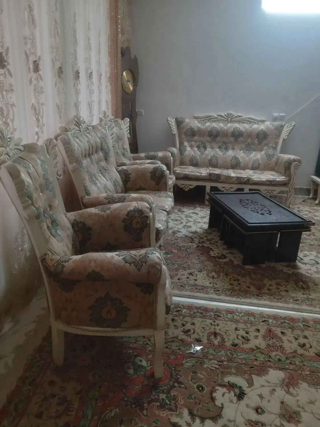 مبل ۷ نفره باجلومبلی و۴تاعسلی فروشی|مبلمان خانگی و میز عسلی|ورامین, ورامین|دیوار