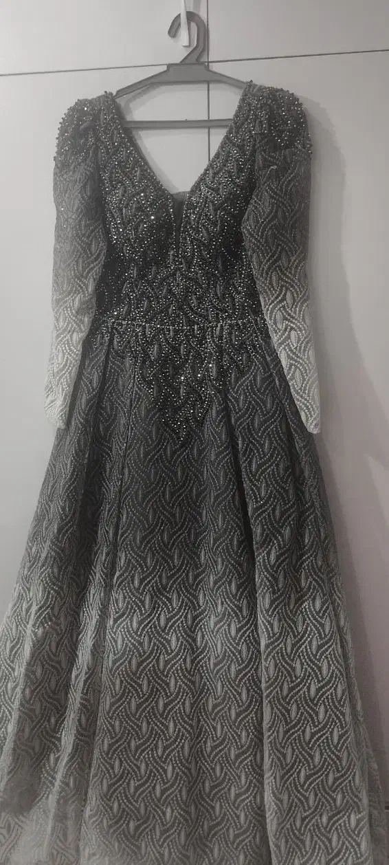 پیراهن مجلسی|لباس|اندیشه, اندیشه فاز ۲|دیوار