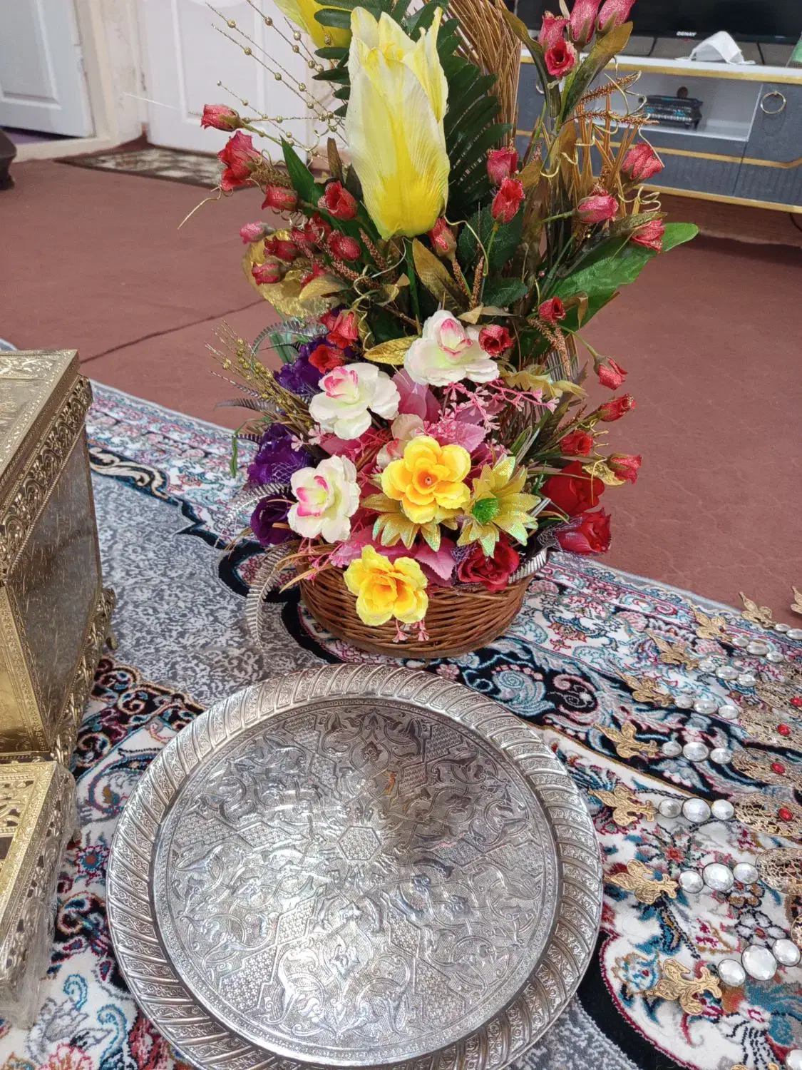 تعدادی لوازم منزل نو|ساعت دیواری و تزئینی|تبریز, |دیوار