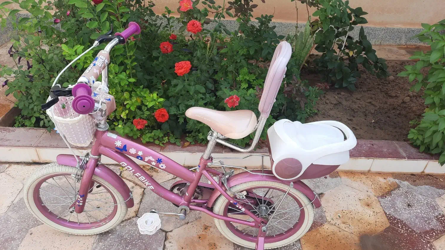 دوچرخه ۱۶ دخترانه صورتی رنگ تمیز وسالم|دوچرخه، اسکیت، اسکوتر|برازجان, |دیوار
