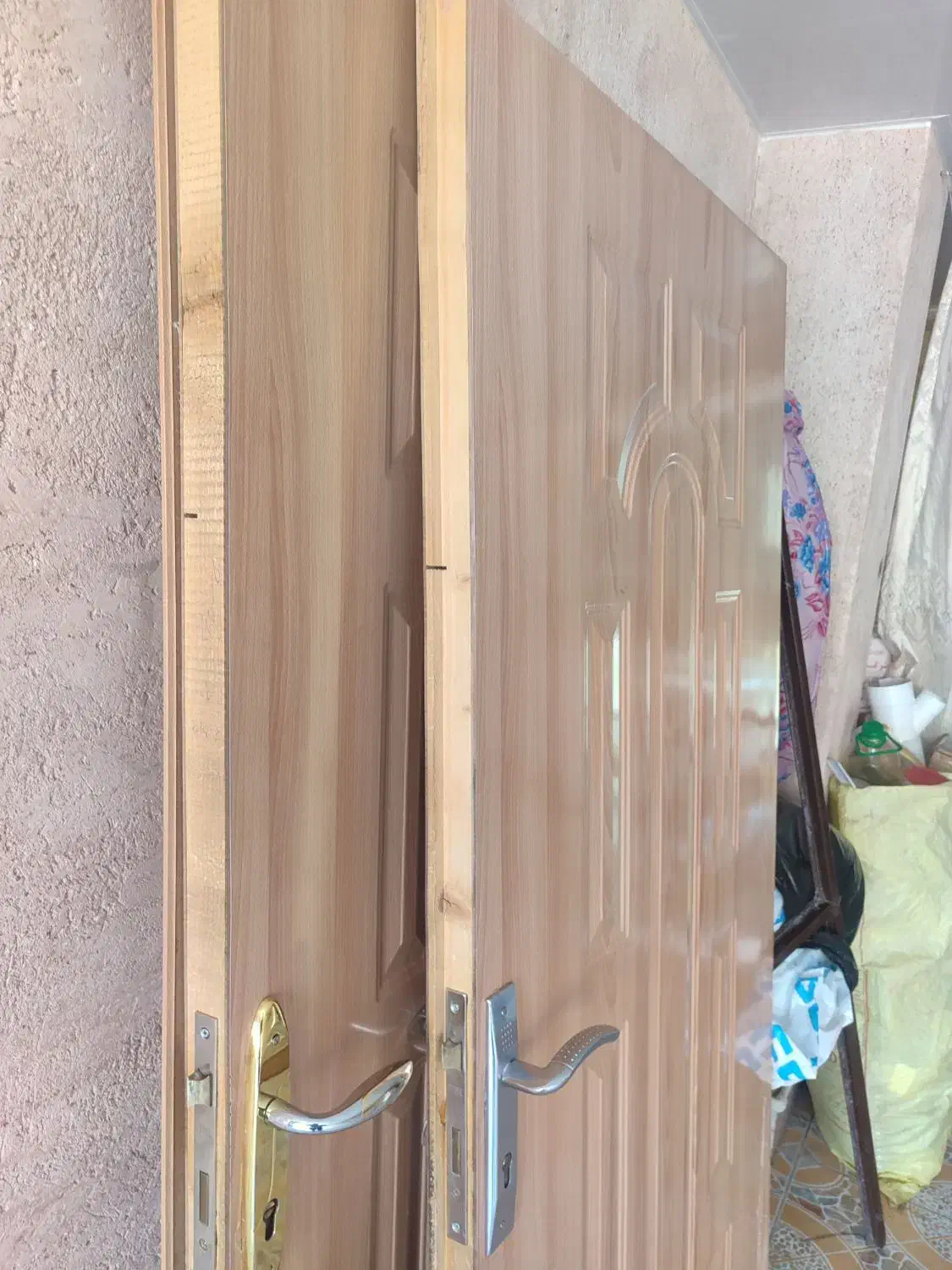 درب چوبی|مصالح و تجهیزات ساختمان|چرداول, |دیوار