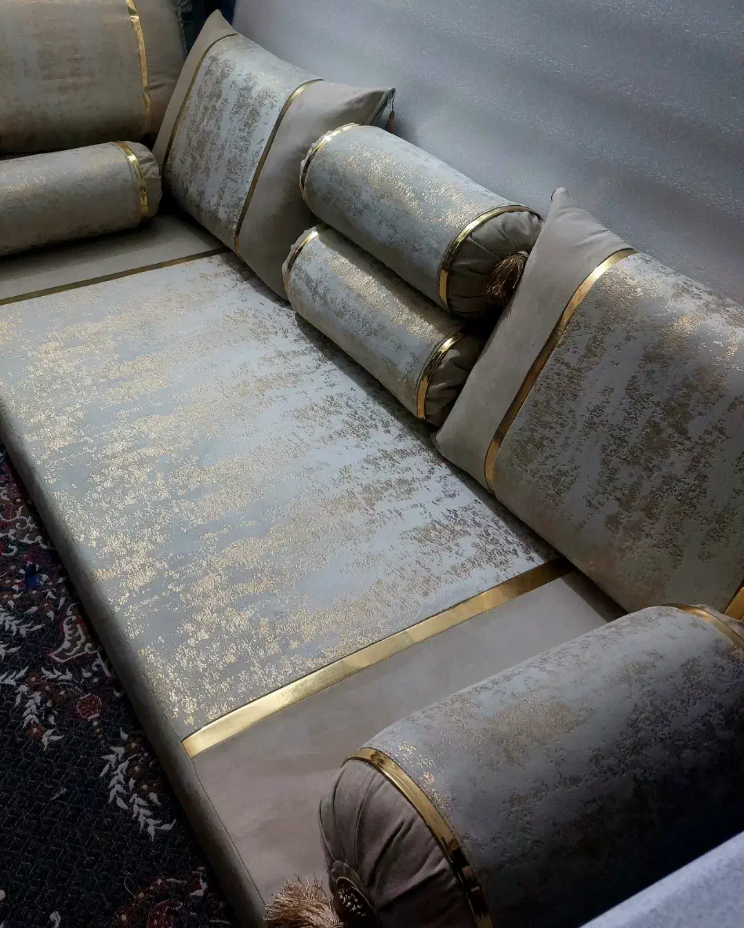 نشیمن و پشتی|پشتی|چهاردانگه (تهران), |دیوار