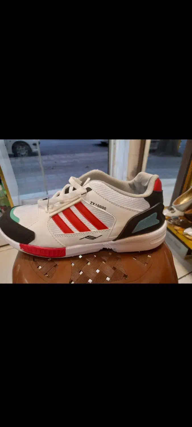 فروش ۲۴۰ جفت کفش بصورت یکجا و کلی به نصف قیمت|کیف، کفش، کمربند|رشت, باهنر|دیوار