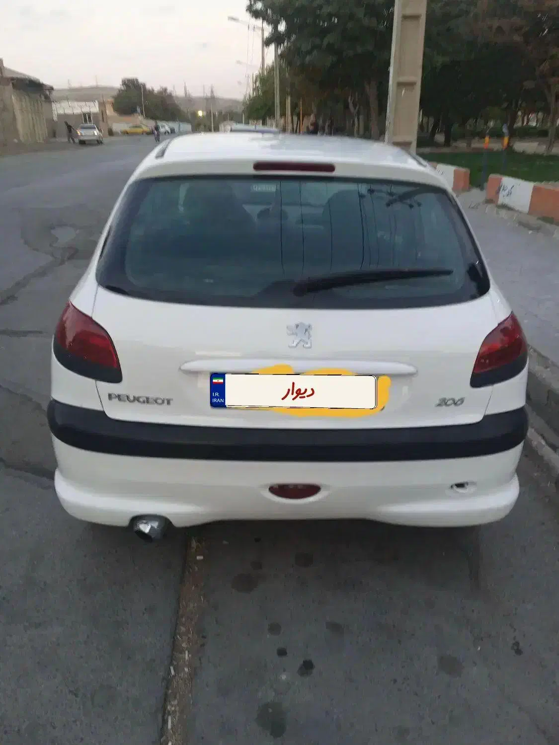 پژو ۲۰۶ تیپ ۲ مدل ۸۸|خودرو سواری و وانت|بروجرد, |دیوار