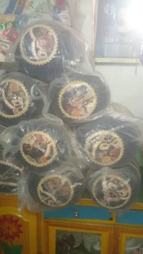 بالشت و پشتی|رختخواب، بالش، پتو|لردگان, |دیوار