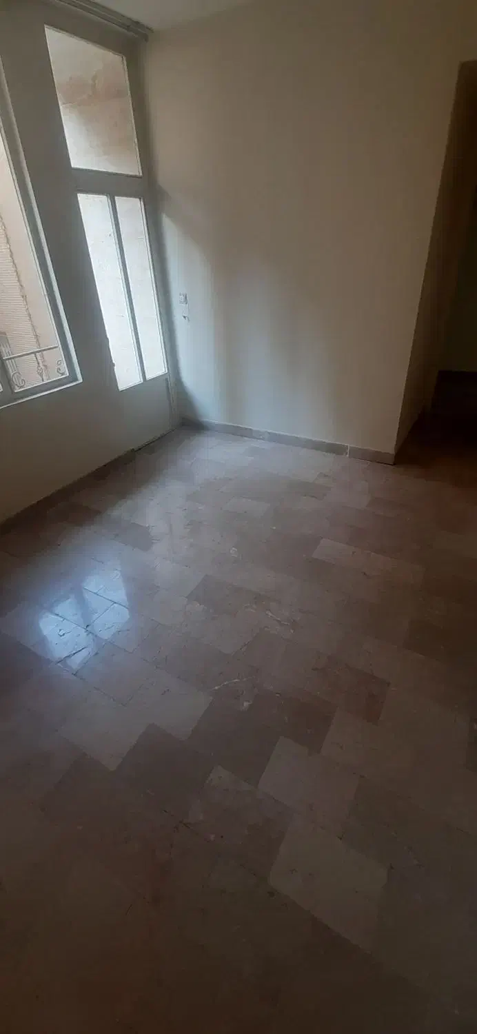 120متر دو خواب/پروانه/تخلیه/دو کله نور/بازسازی شده