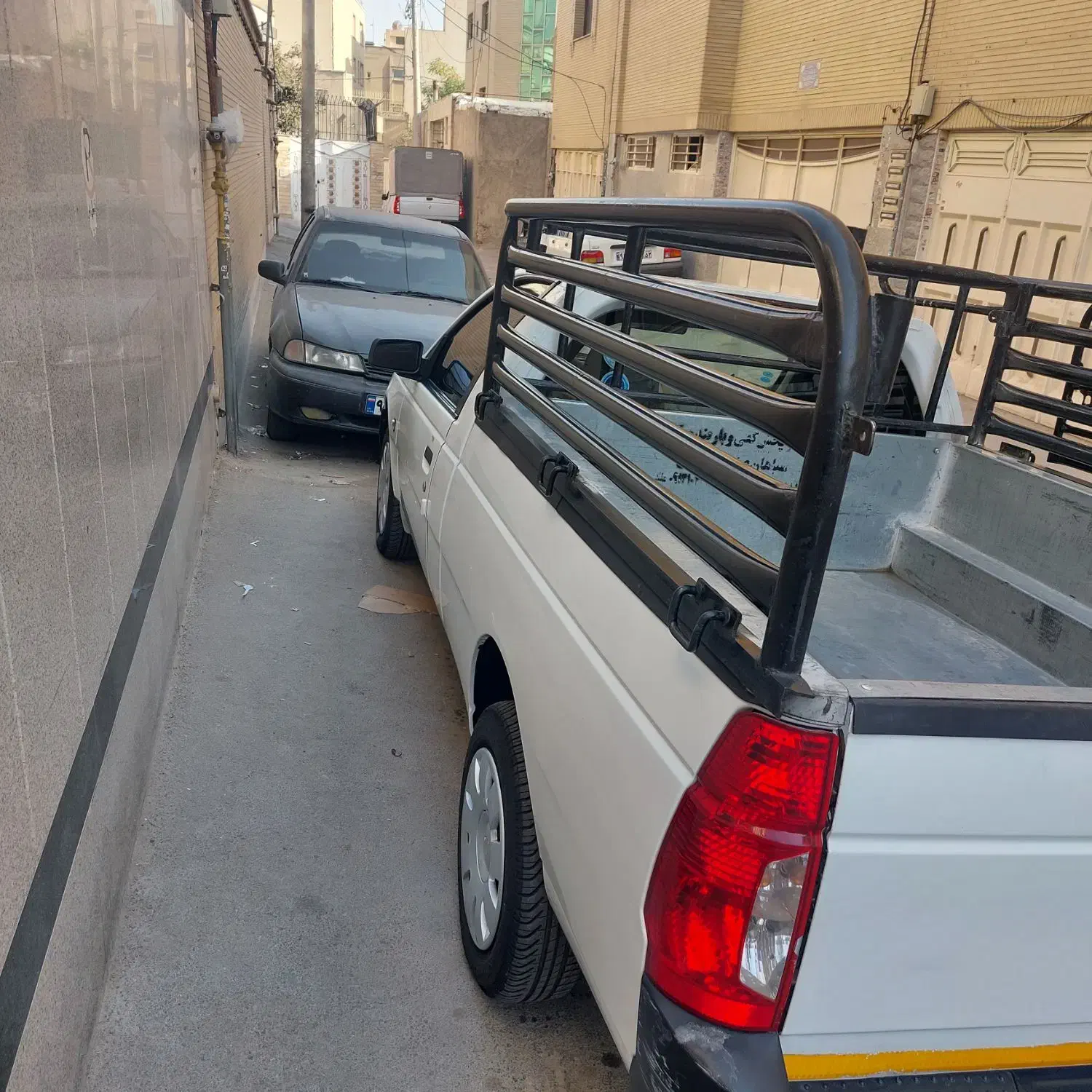 اریسان ۴۰۳ در حد|خودرو سواری و وانت|اراک, |دیوار