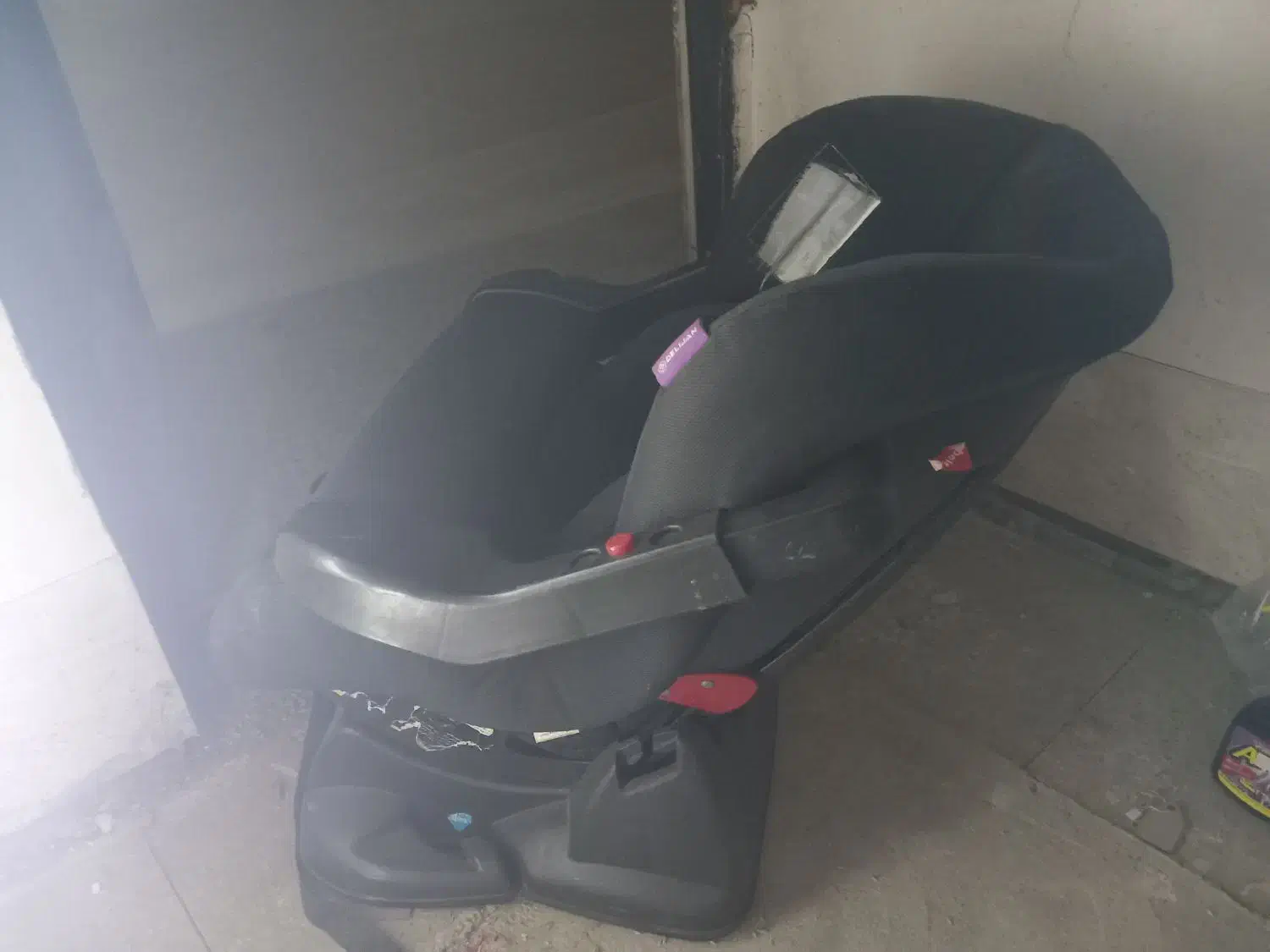 صندلی ماشین|تخت و صندلی بچه|ری, حمزهآباد|دیوار