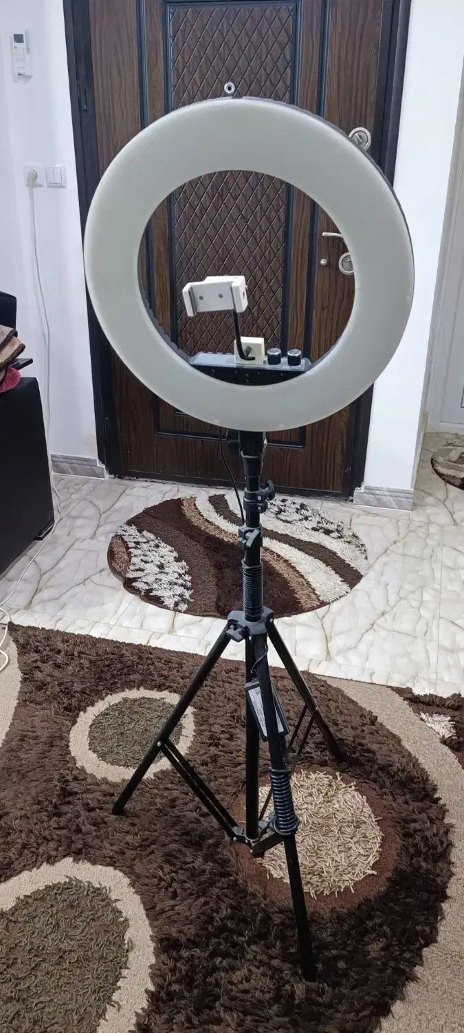 رینگ لایت|دوربین عکاسی و فیلم‌برداری|لنگرود, |دیوار