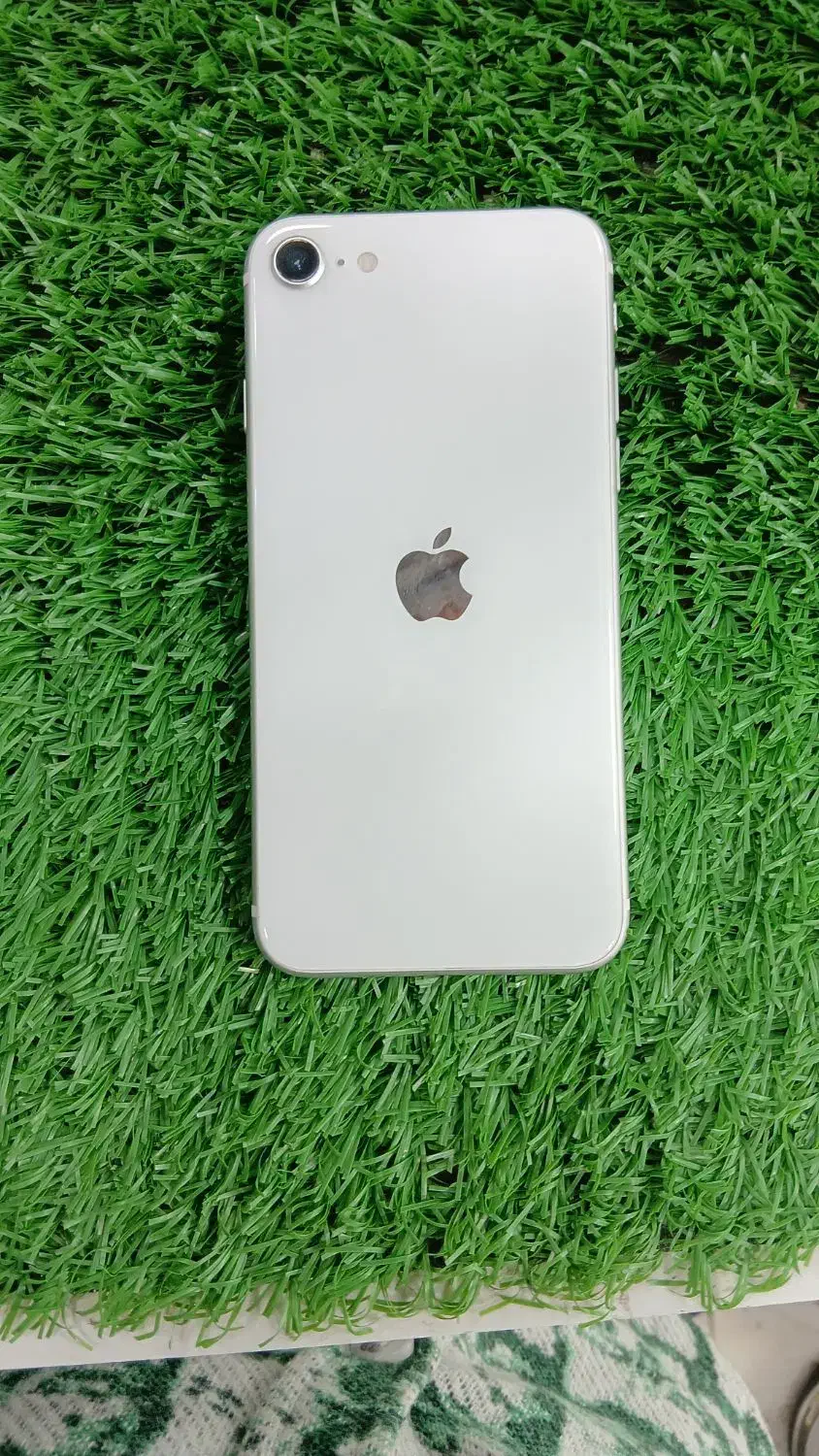 se2020 128gig|موبایل|تهران, شهرک ولیعصر جنوبی|دیوار