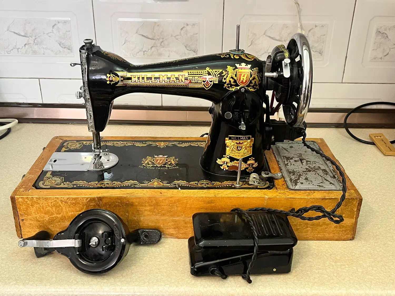 چرخ خیاطی|چرخ خیاطی و ریسندگی|مهاباد (آذربایجان غربی), |دیوار