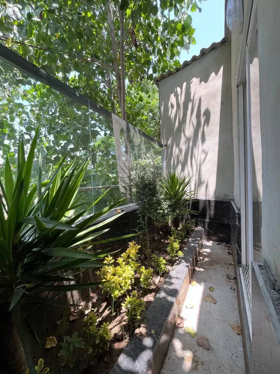 ویلا روف دار مدرن 220 متری نوساز مهندسی ساز|فروش خانه و ویلا|لاهیجان, کوی آزادگان|دیوار