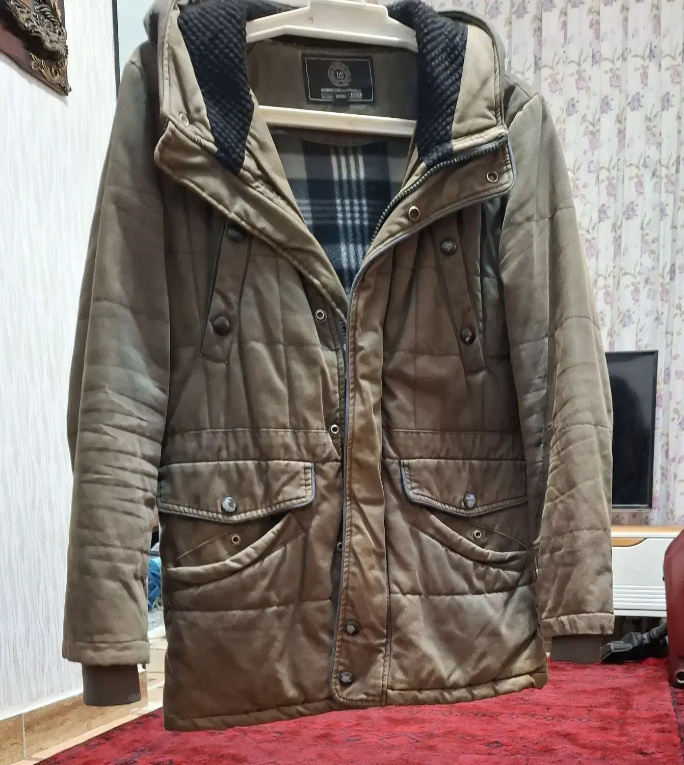 کاپشن .سالم وتمیز داخل پشم شیشه|لباس|رشت, توشیبا|دیوار