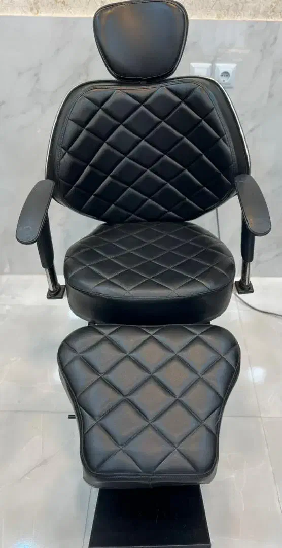 صندلی میکاپ طرح برقی|آرایشگاه و سالن‌های زیبایی|خلخال, |دیوار