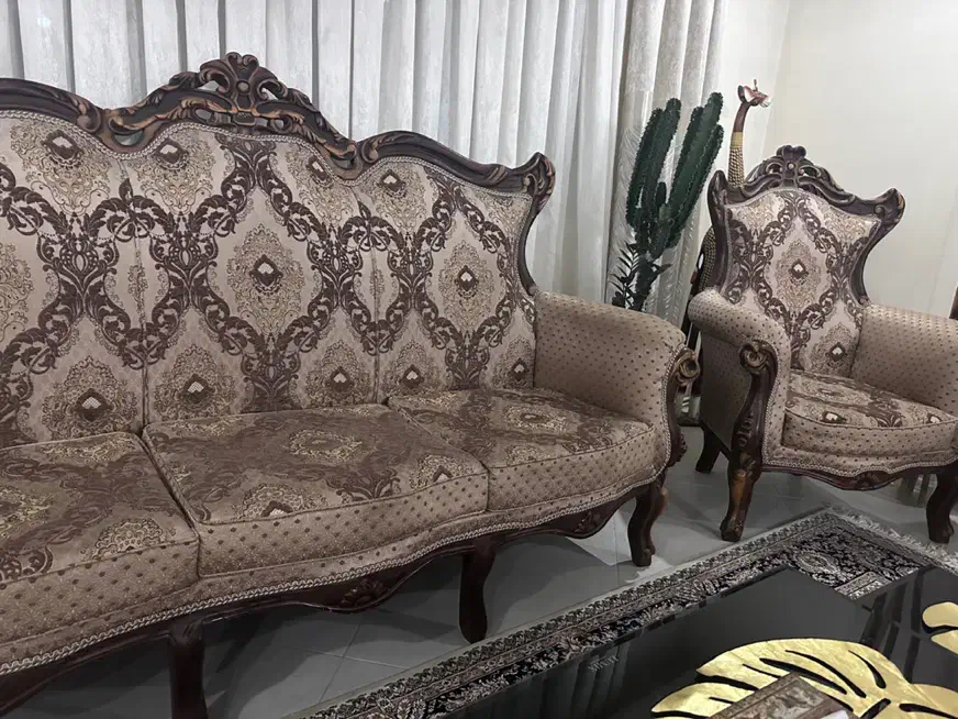 مبل سلطنتی 9نفره|مبلمان خانگی و میز عسلی|اراک, |دیوار