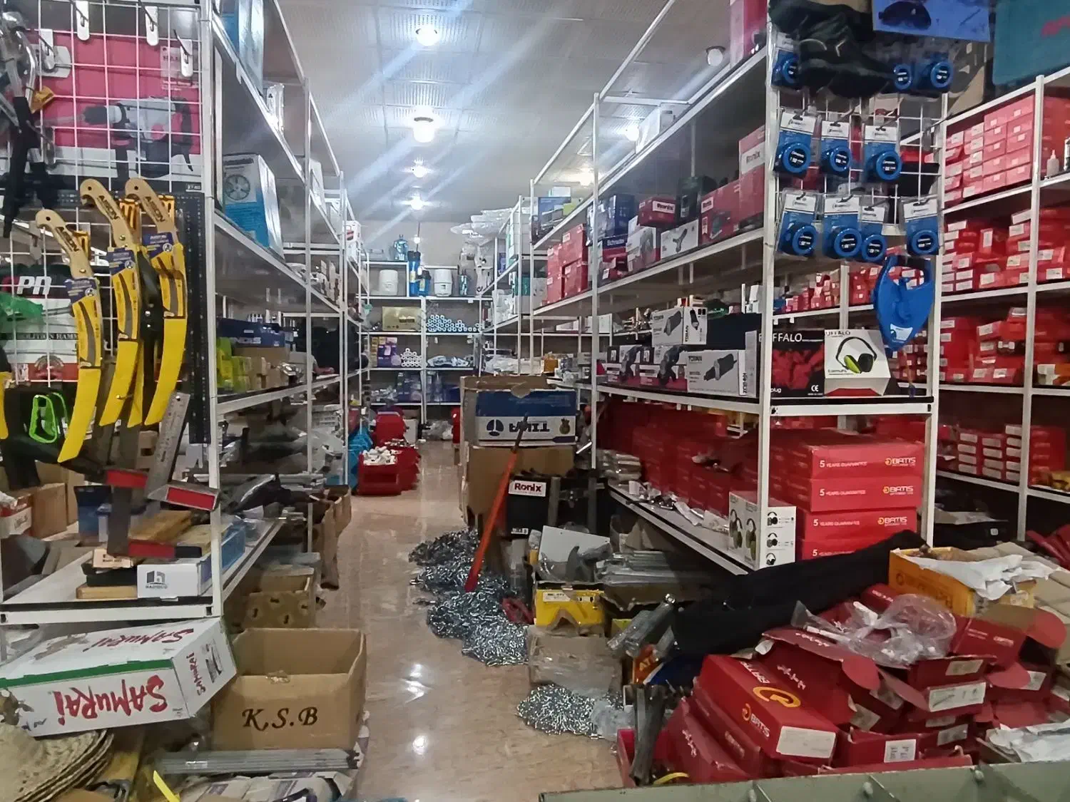 تمام اجناس با قیمت توافقی بفروش میرسد|ابزارآلات|شیراز, حومه شیراز|دیوار