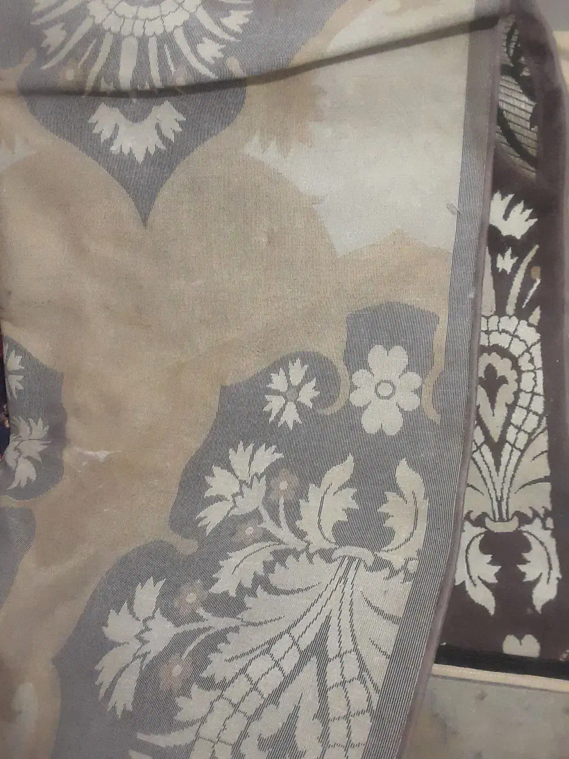 فرش ۹ متری درحدنو|فرش|چهارباغ, |دیوار