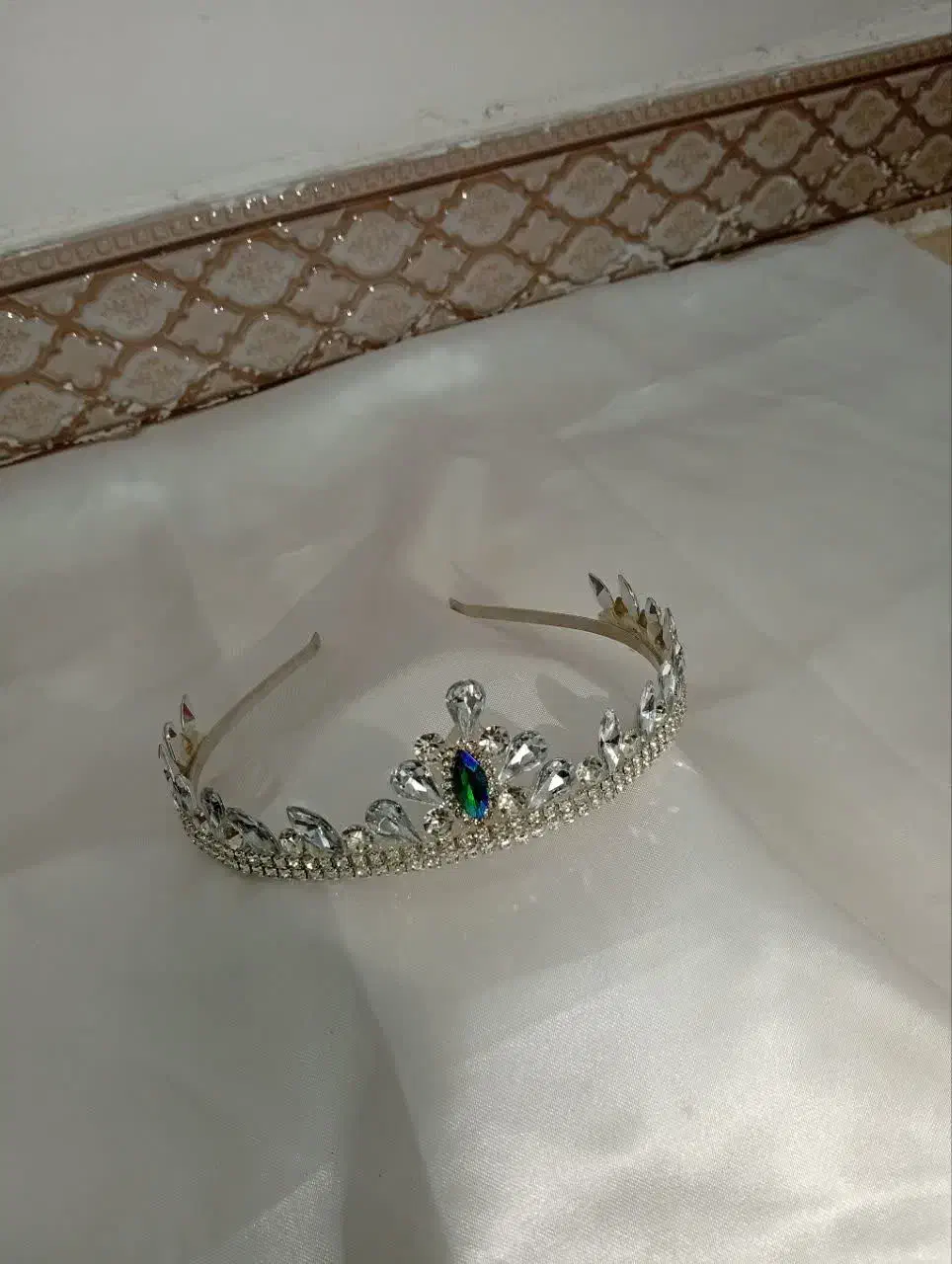 انواع نیم تاج تلست گوشواره یلدایی|بدلیجات|الشتر, |دیوار