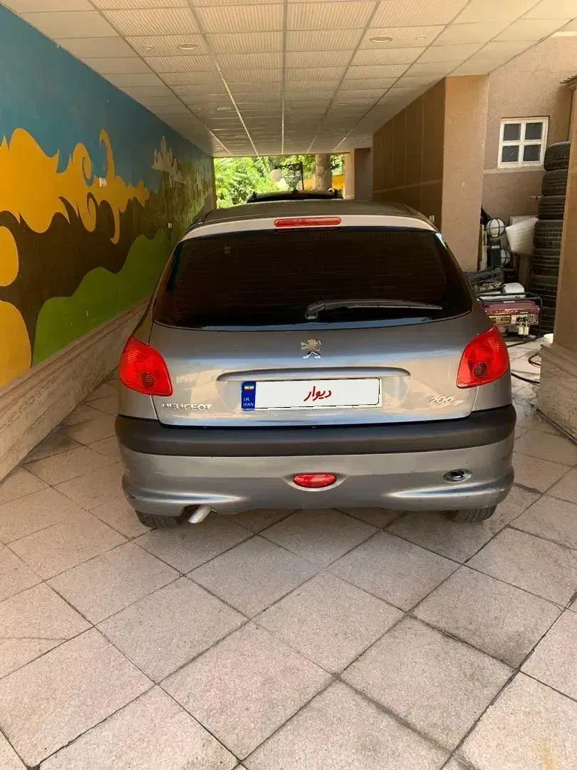 206|خودرو سواری و وانت|شیراز, بازار|دیوار