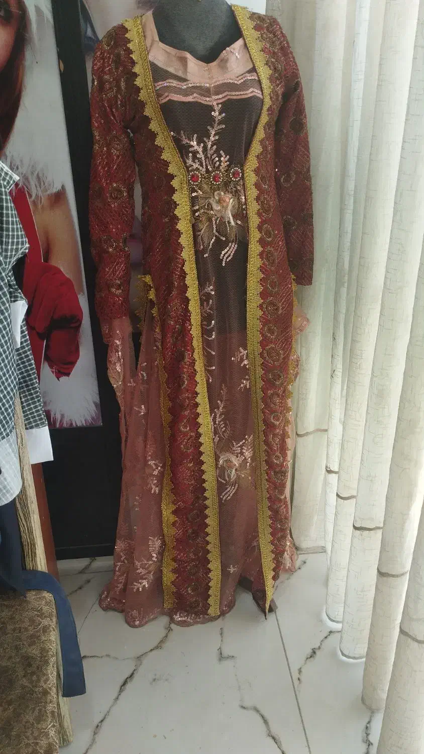 پارچه..لباس|لباس|ایلام, |دیوار