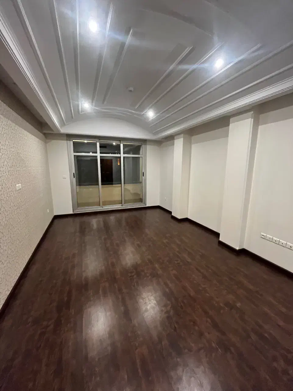 فرمانیه سنبل*340متر*4خواب*غرق در نور*تراس چیدمانی