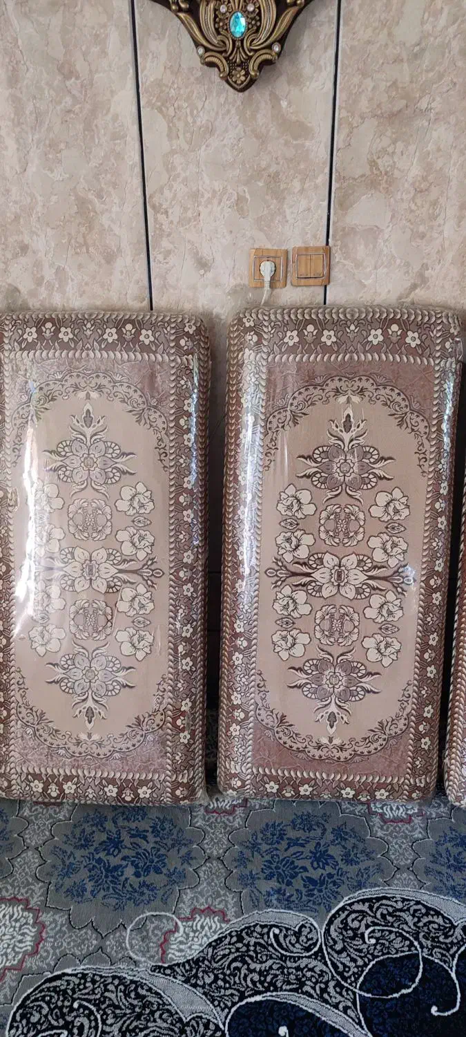 مخته نو|پشتی|خمینی‌شهر, |دیوار