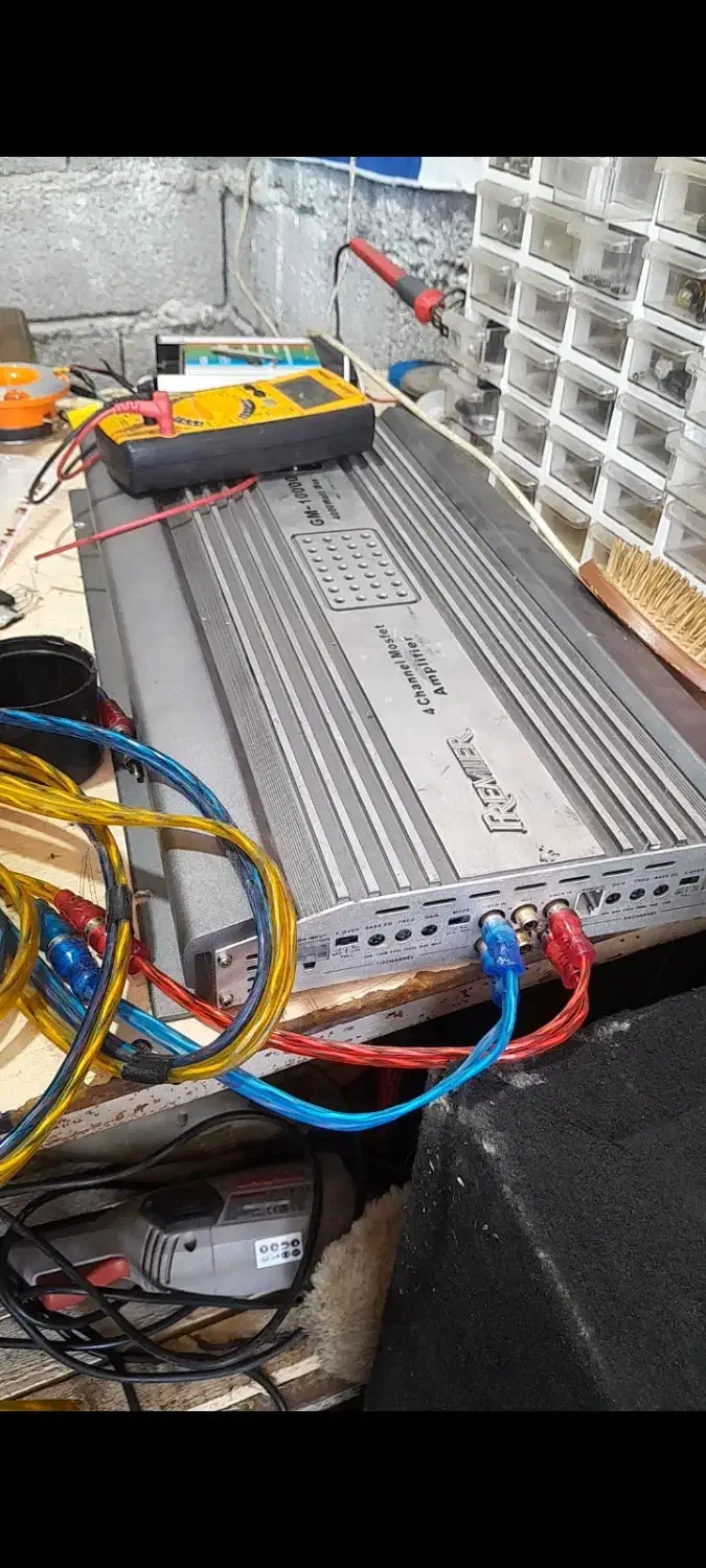 آمپیلی پریمیر قدیمی|صوتی و تصویری|سنگر, |دیوار